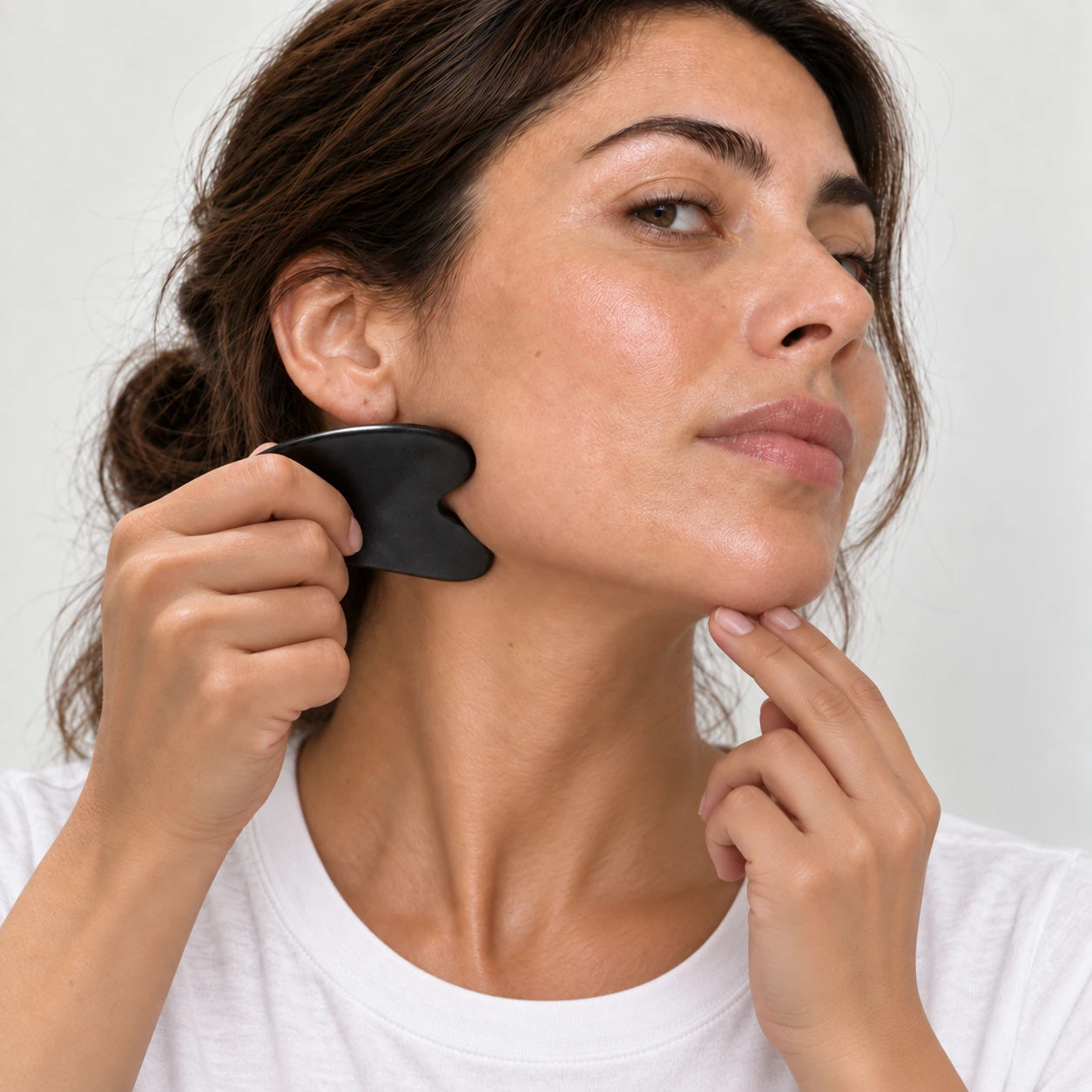 Masaje facial con Gua sha